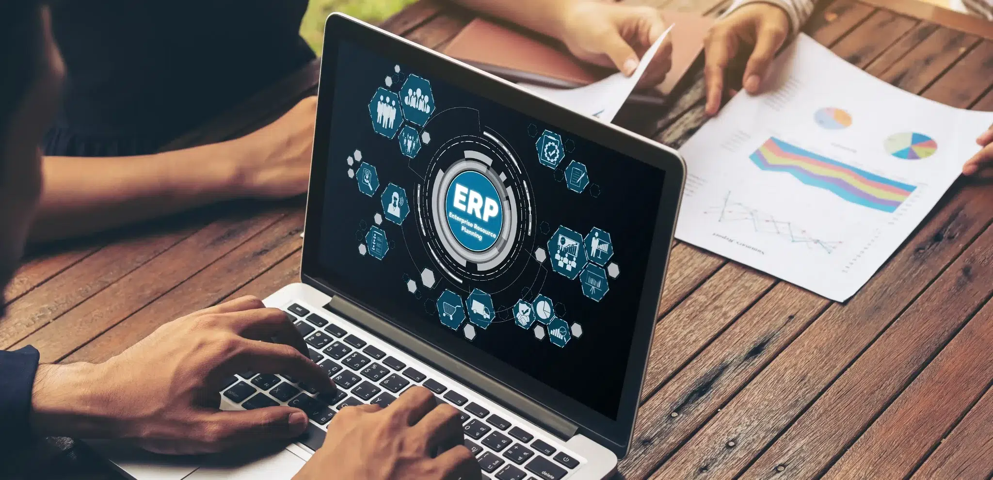 Connexion Shopify Odoo : la différence entre les 2 outils